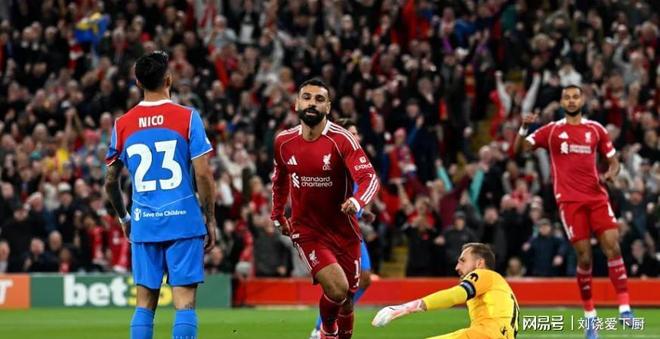 包含败北首场状态出色,巴黎圣日耳曼观众沸腾!,萨拉赫重返赛场赢得满堂喝彩的词条 包含败北首场状态出色,巴黎圣日耳曼观众沸腾!,萨拉赫重返赛场赢得满堂喝彩的词条