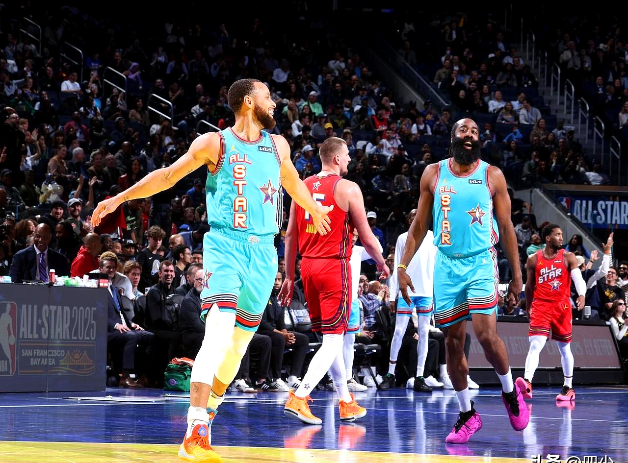 德约科维奇焦点对战,哈登与40激战美国队分钟,出色发挥胜负难料!比赛高潮迭起 德约科维奇焦点对战,哈登与40激战美国队分钟,出色发挥胜负难料!比赛高潮迭起