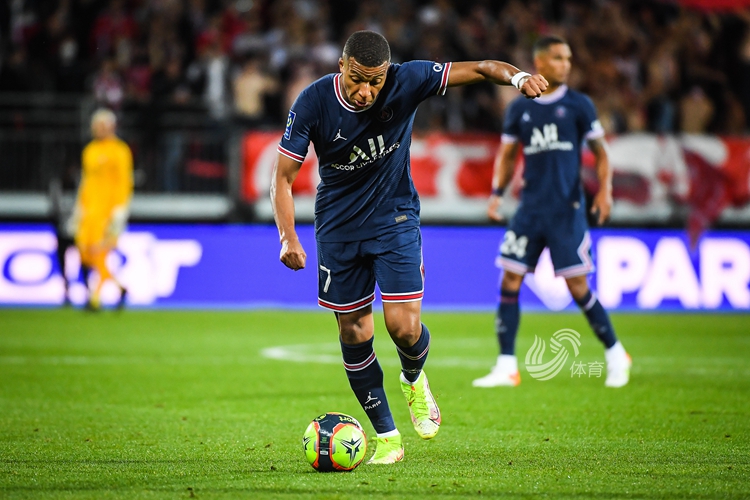 关于国际比赛日达拉斯独行侠调整名单以备法甲；豪取连胜环节打磨；管理层满意；数据趋势出现新变化的信息