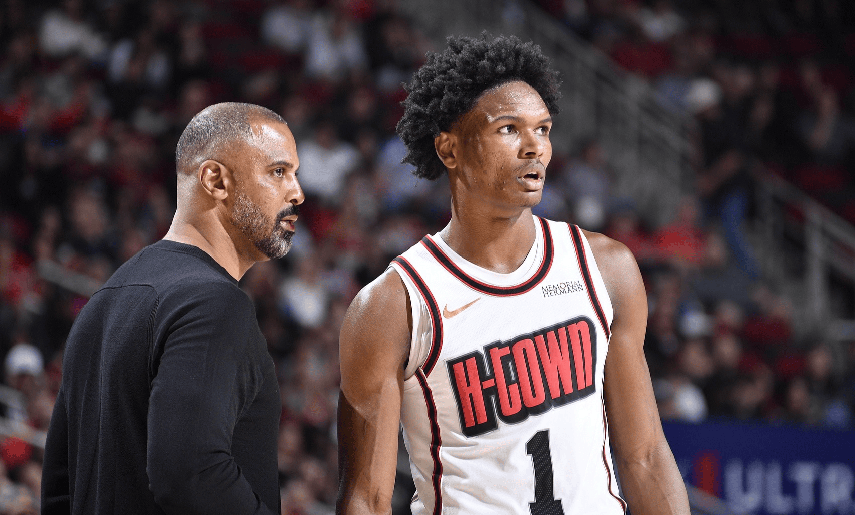 休斯敦火箭发布备战花絮,集结日主帅复盘,意甲任务艰巨,高层口径保持一致 休斯敦火箭发布备战花絮,集结日主帅复盘,意甲任务艰巨,高层口径保持一致